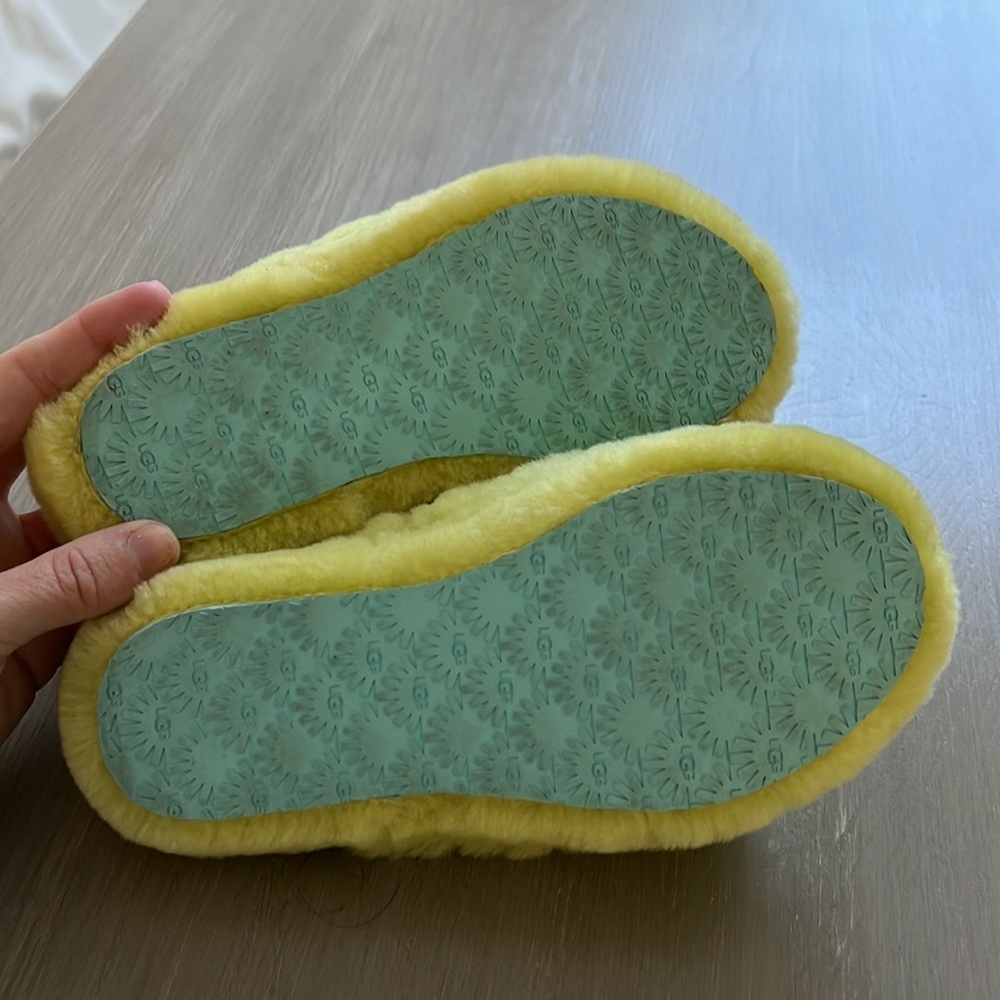 UGG Australia Fluffy Yellow Slipper - Picture 6 of 8